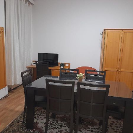 Ferienwohnung Schloessel 26/18 Vienna Esterno foto